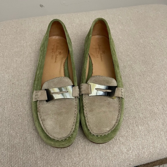 Tommy Bahama Green and Tan Suede Loafer 7.5 - Picture 7 of 10
